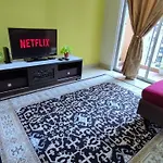 Yolo Budget Condo Kl Netflix Wifi