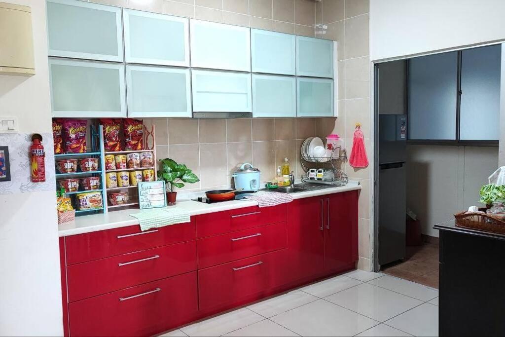 Apartemen Yolo Budget Kl Netflix Wifi *